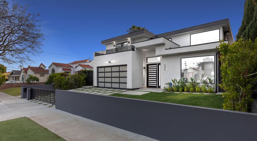 Photo of Movie-Star Good Looks