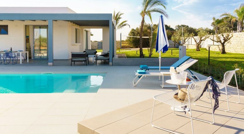 Photo of Turquoise Gaze