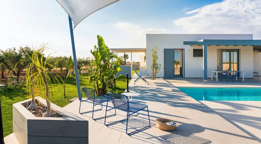 Photo of Turquoise Gaze