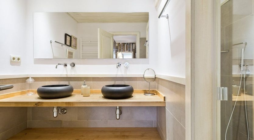 Photo of Pyrenean Bloom