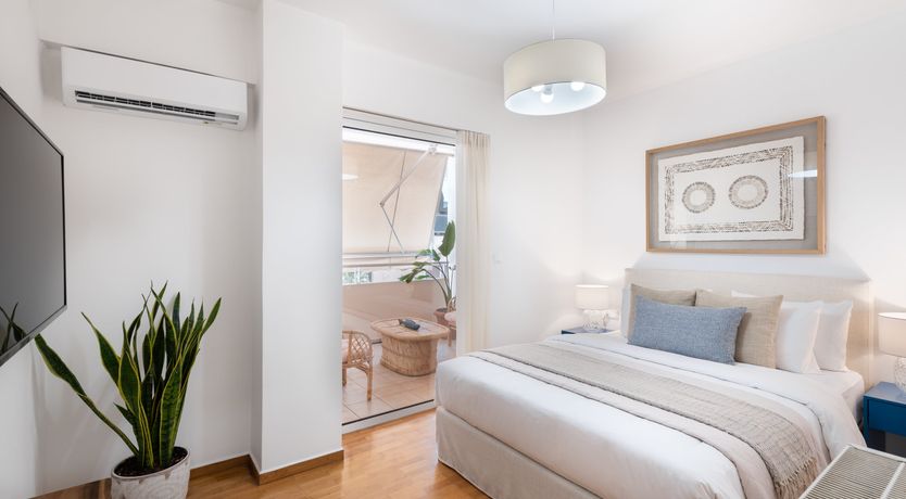 Photo of Erato's Poetry