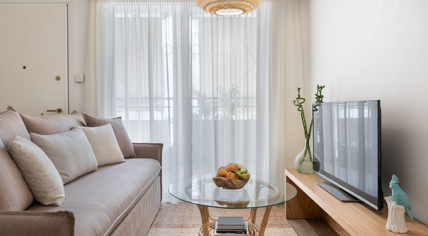 Photo of Erato's Poetry