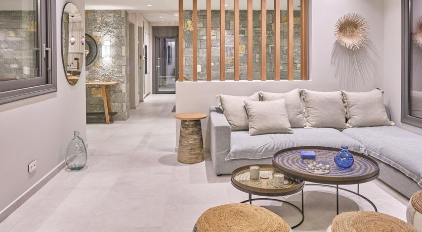 Photo of Centre of Attention