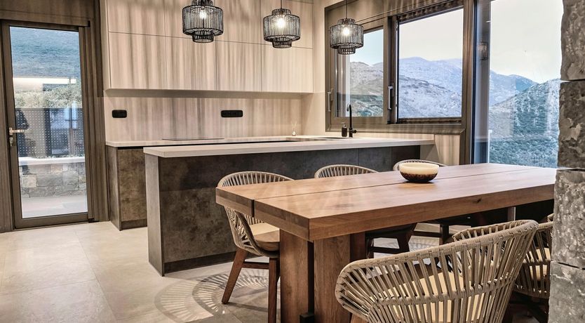 Photo of Centre of Attention