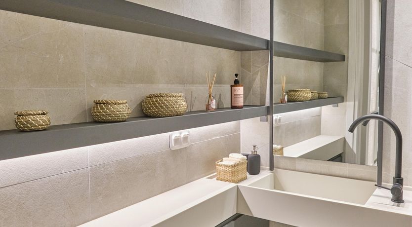 Photo of Centre of Attention