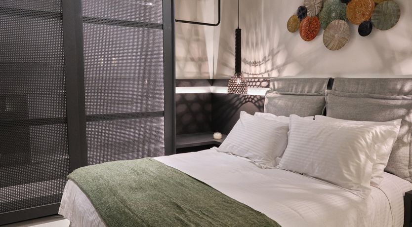 Photo of Centre of Attention