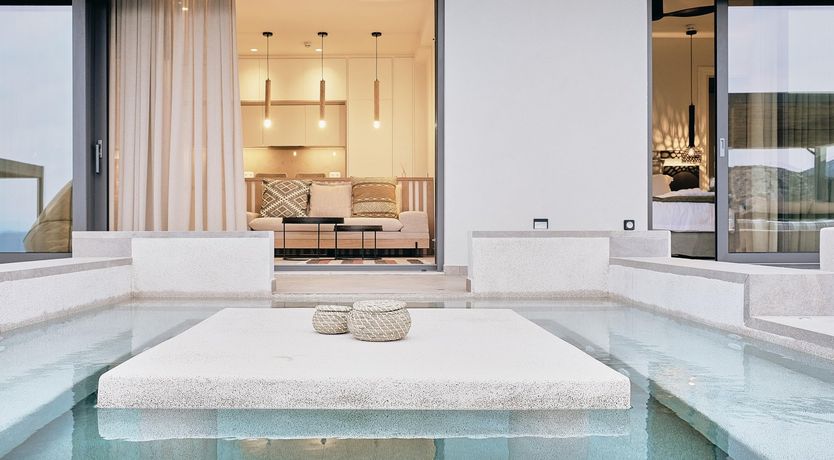 Photo of Centre of Attention