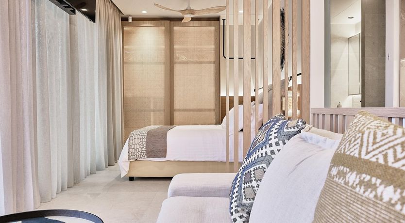 Photo of Centre of Attention