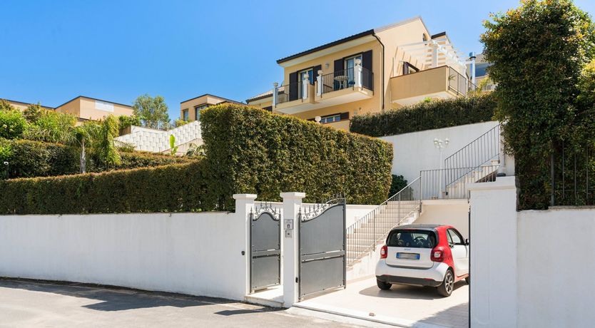 Photo of Shades of Tangerine