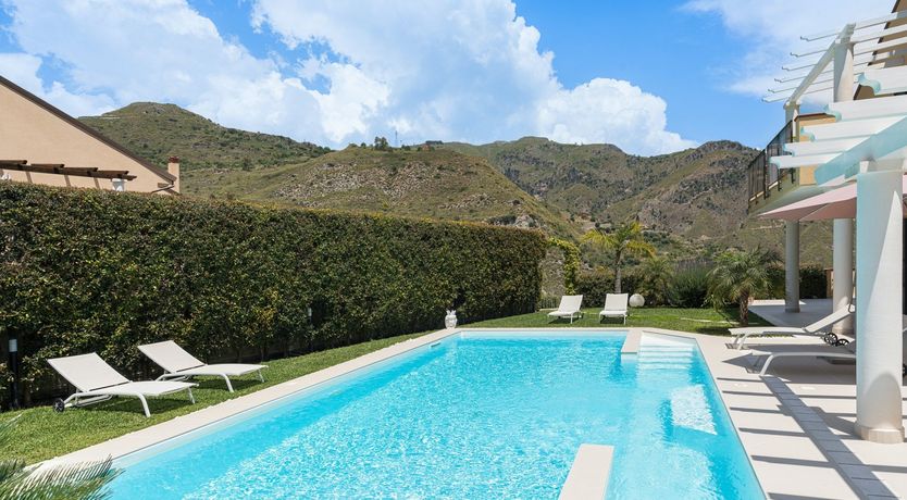 Photo of Shades of Tangerine