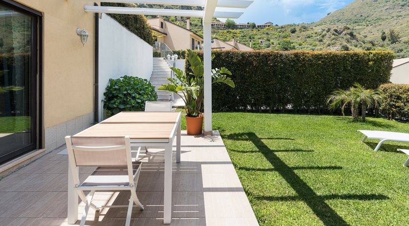 Photo of Shades of Tangerine