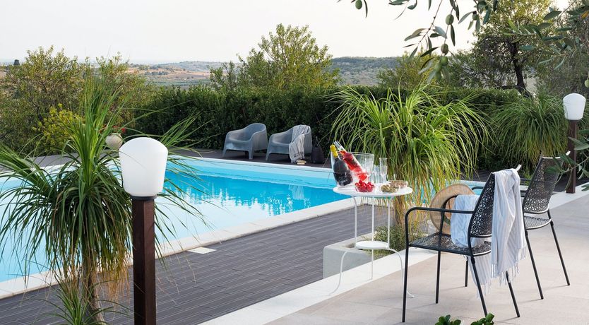 Photo of Modern Rustica