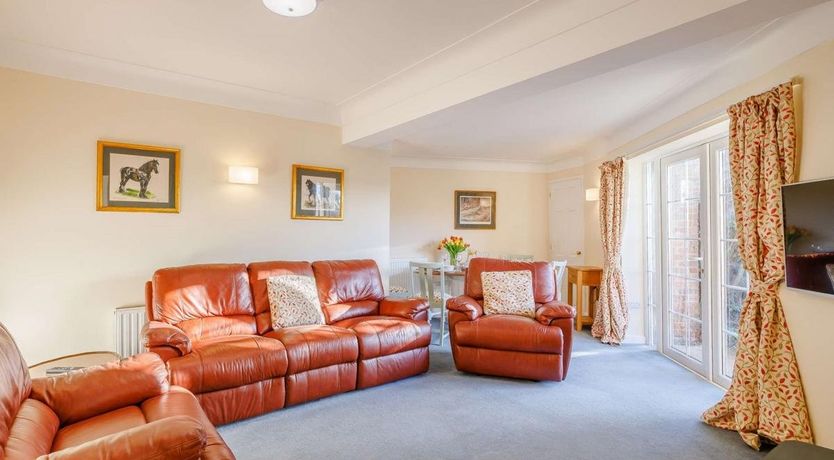 Photo of 2 Bed in Overton