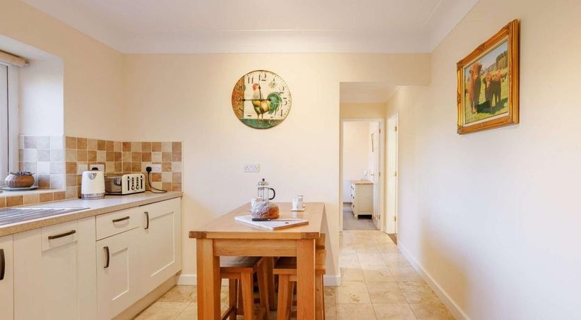 Photo of 2 Bed in Overton