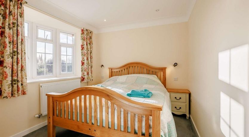 Photo of 2 Bed in Overton