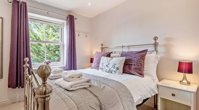 Photo of 3 Bed in Bourton-on-the-Water