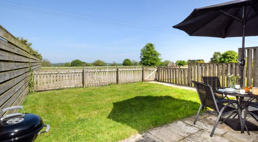 Photo of 1 Bed in Sheriffs Lench