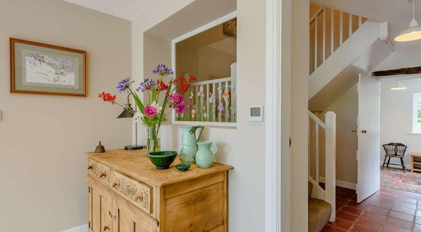 Photo of 4 Bed in Rhiwlas