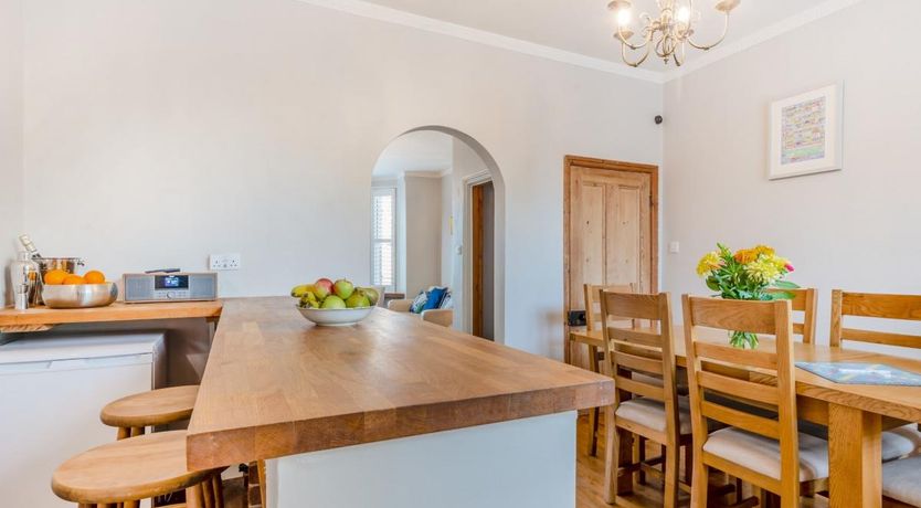 Photo of 8 Bed in Hunstanton