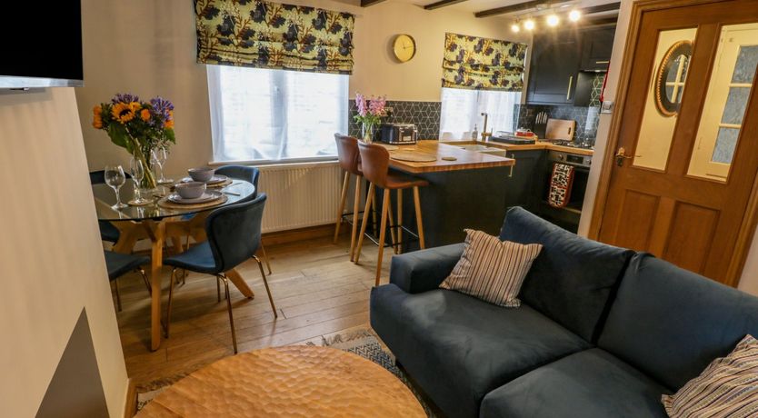 Photo of April Cottage