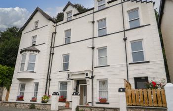 Amlwch Apartment