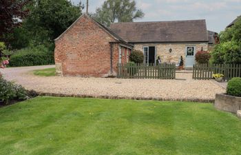 The Cow Shed at Pear Tree Farm Holiday Cottage