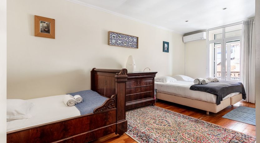 Photo of Lisbon Intuition