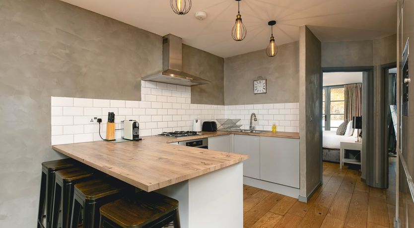 Photo of Ivy & Light