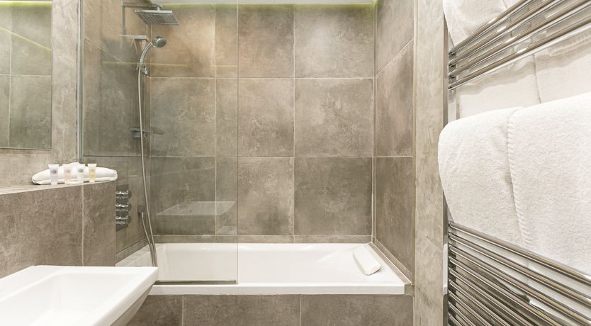 Photo of Ivy & Light