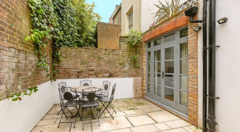 Photo of Ivy & Light