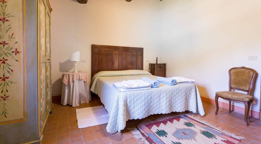 Photo of Honey & Lavender