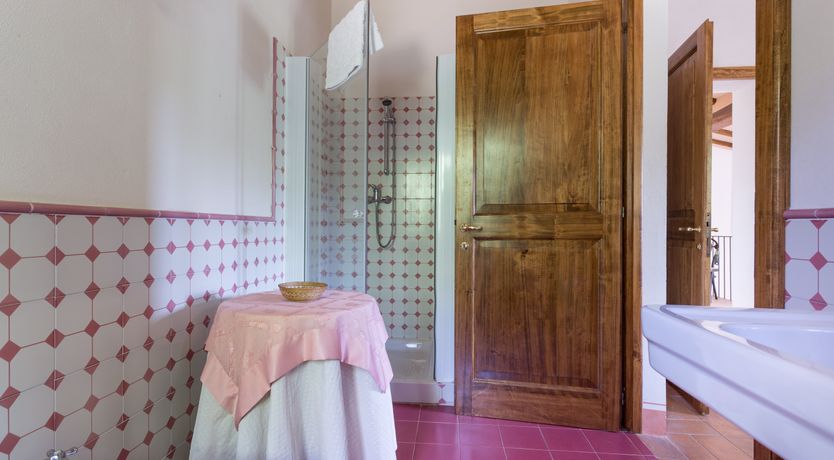 Photo of Honey & Lavender