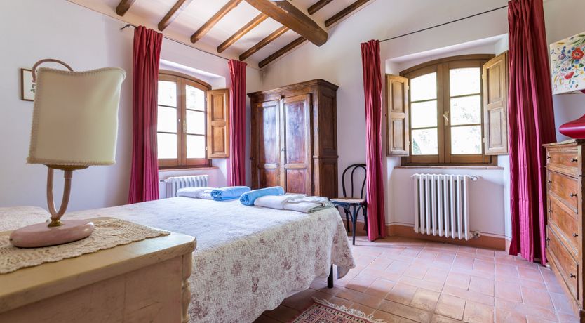 Photo of Honey & Lavender