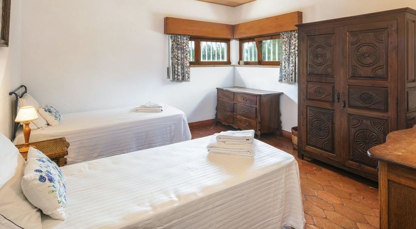 Photo of A Cliffside Quinta