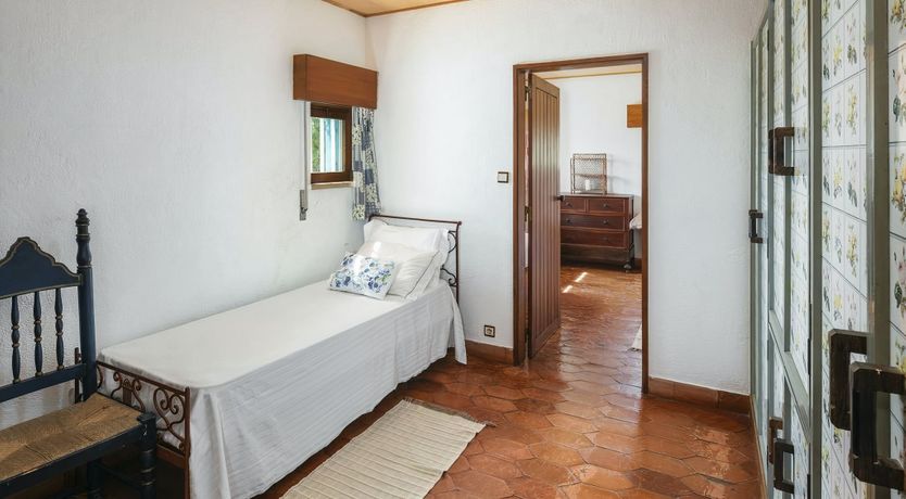 Photo of A Cliffside Quinta