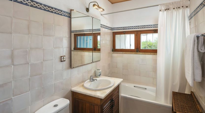 Photo of A Cliffside Quinta