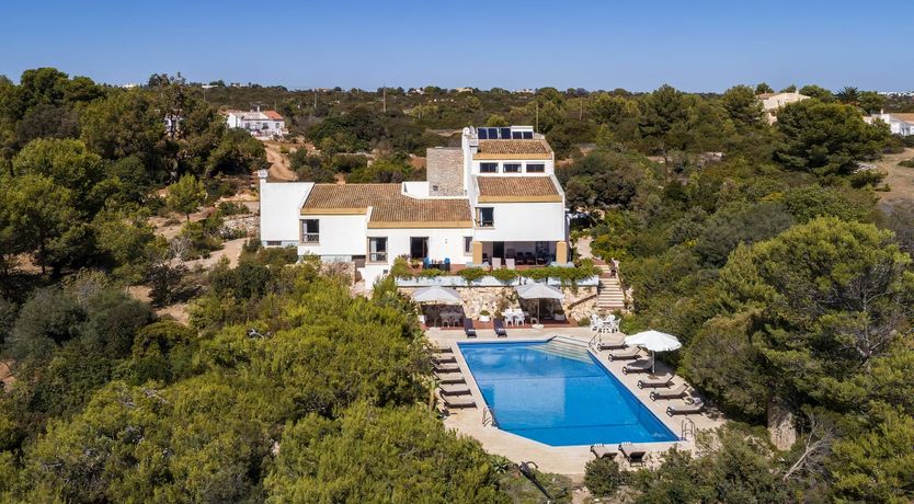 Photo of A Cliffside Quinta