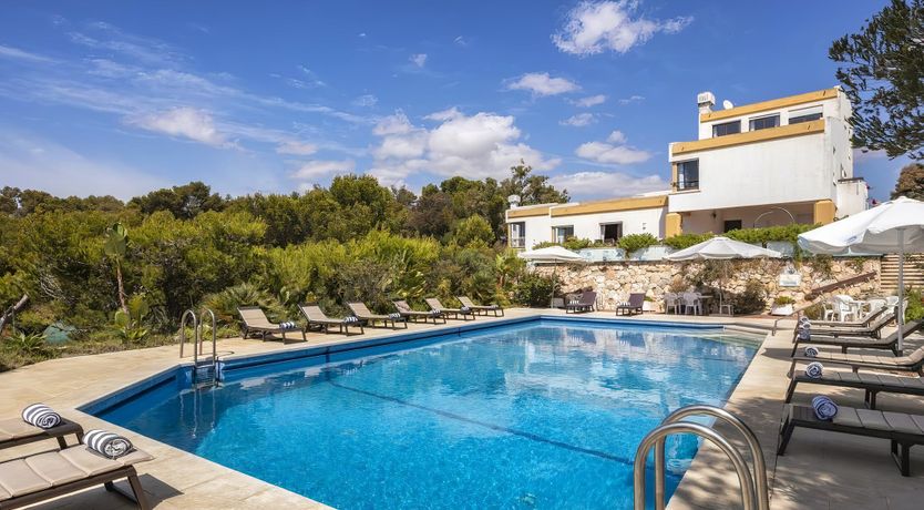 Photo of A Cliffside Quinta