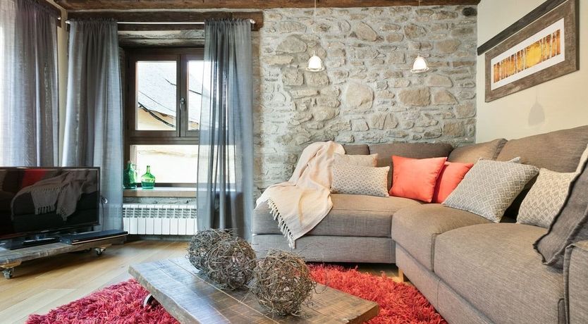 Photo of Salardú Solace