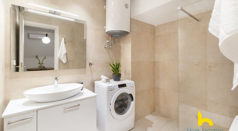 Photo of Minimalist At Heart