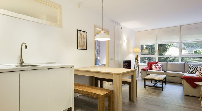 Photo of Tip the White Beret