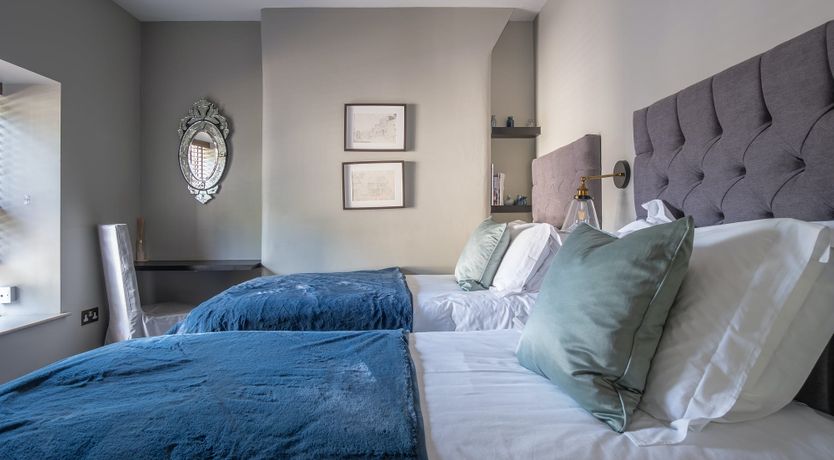 Photo of Dronfield Delight