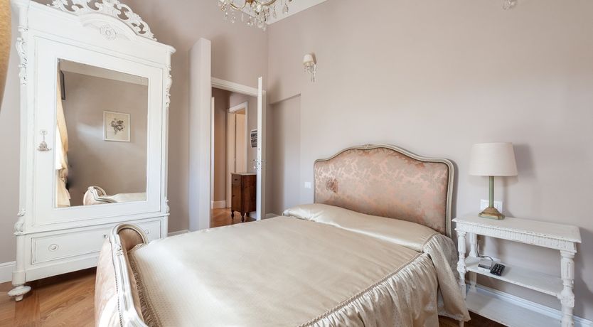 Photo of Florentine Fancy