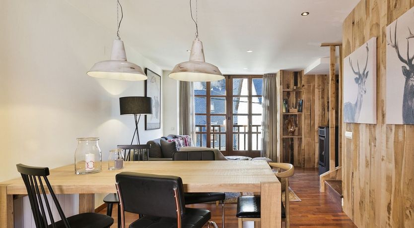 Photo of The Doe & The Stag