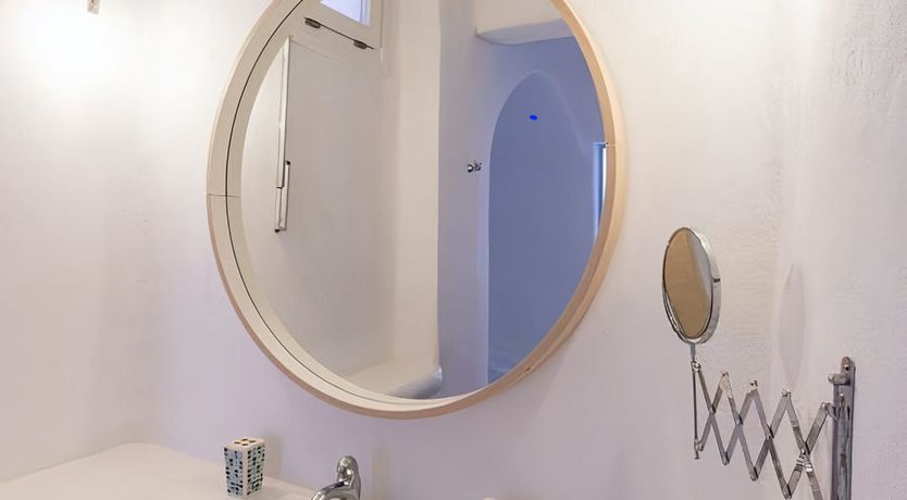 Photo of Aegean On The Rocks