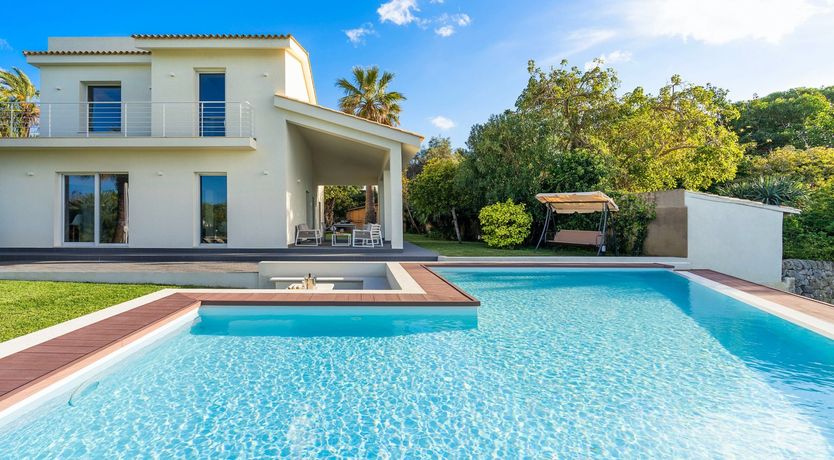 Photo of By Day & By Night