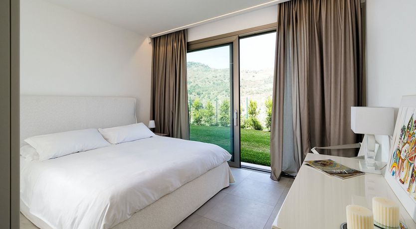 Photo of Eruptions Of Colour