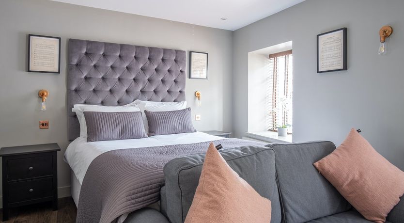 Photo of Meet in the Middle