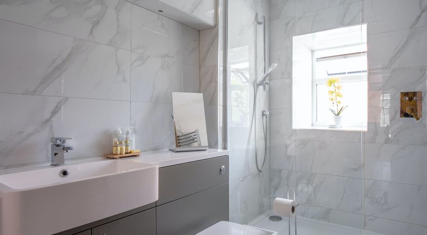 Photo of Meet in the Middle