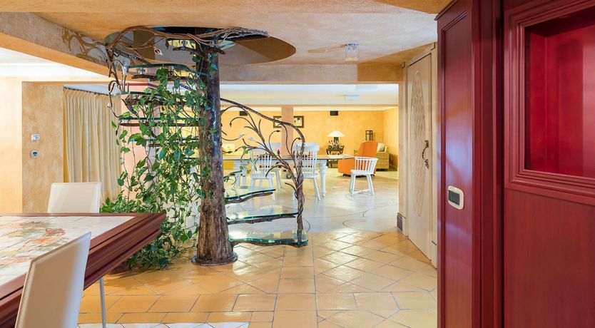 Photo of Regal Rurality